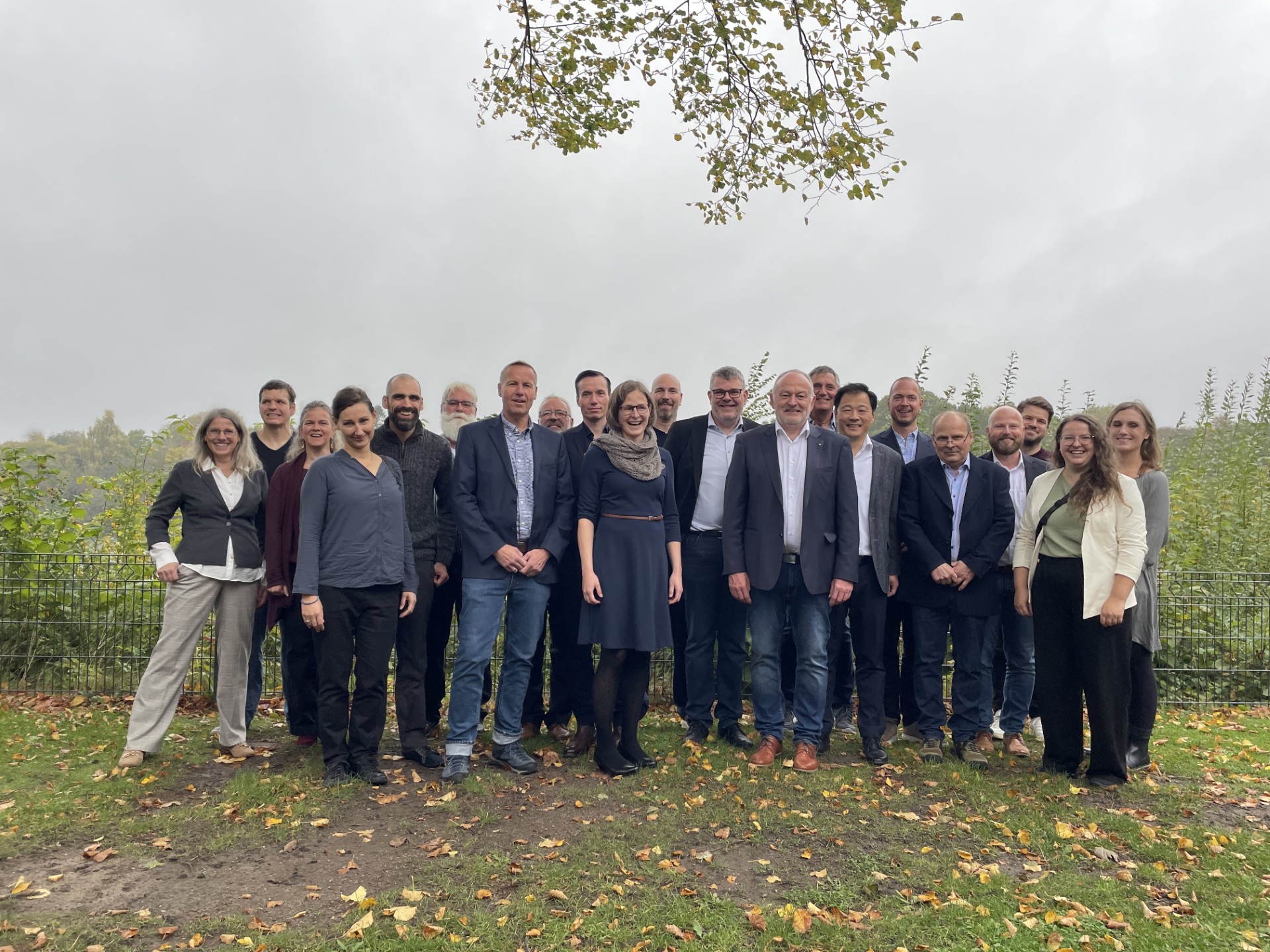 Macartney DE 25 Team